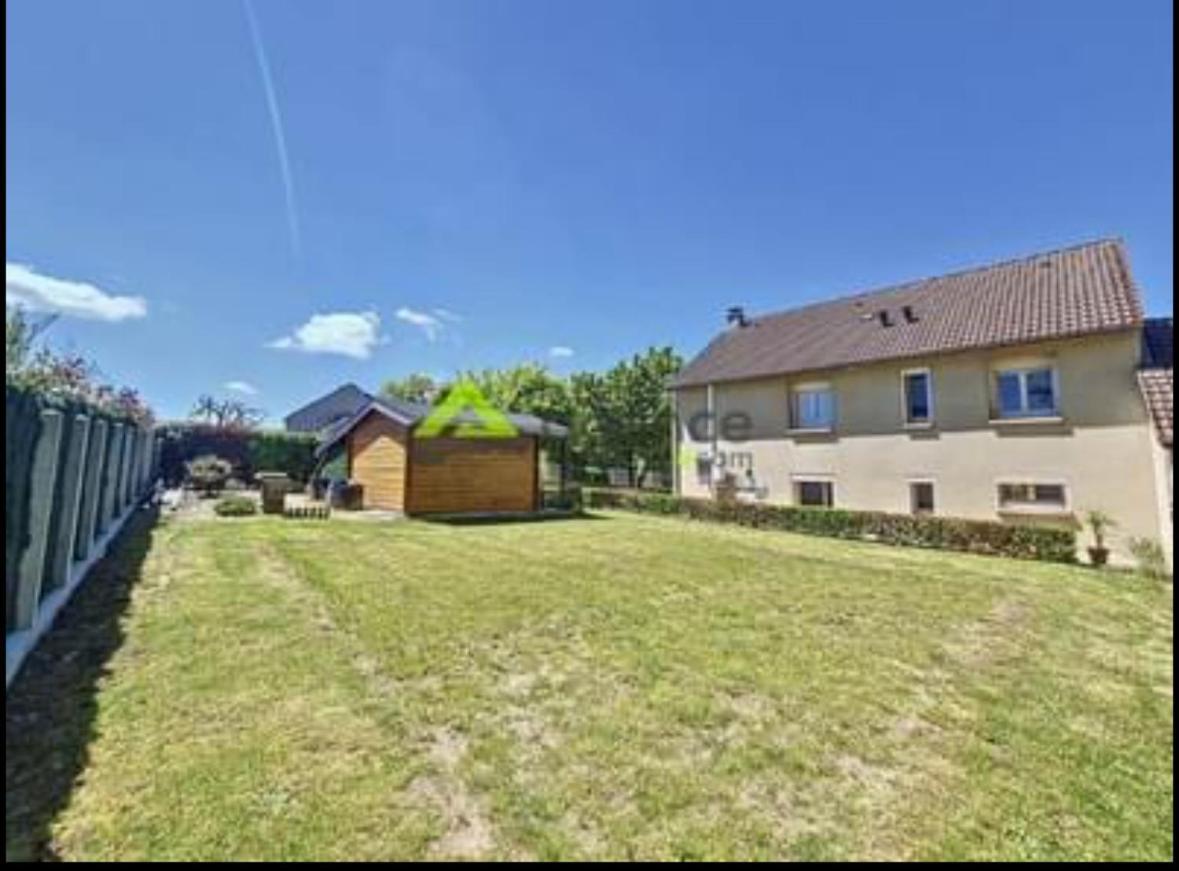 Maison 6 Pieces Gueret Exterior photo
